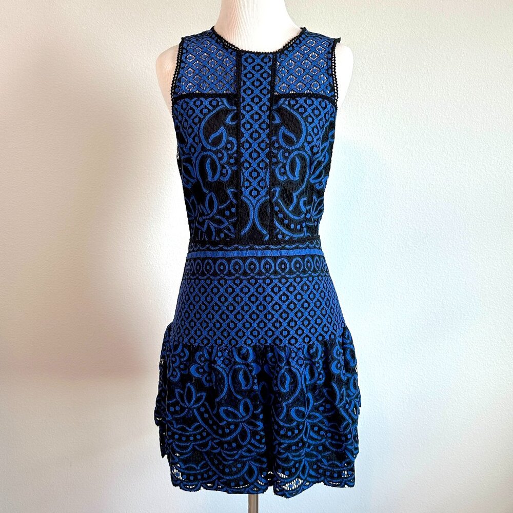 Devlin Lace Dress Size S